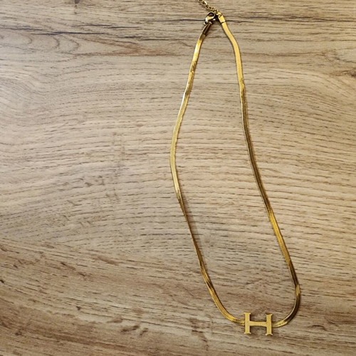 H initial slider pendant gold toned herringbone chain necklace like new