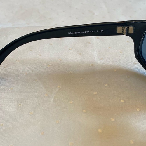 Dolce & Gabbana vintage rectangular blue sunglasses like new