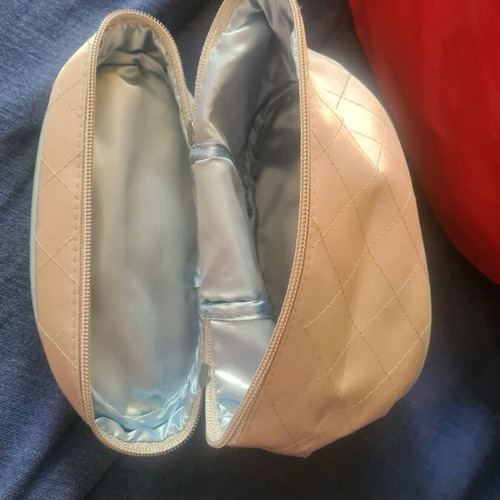 Set of 3 cosmetic bags like new