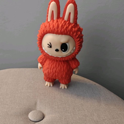 Labubu figure new, various colors and sizes
