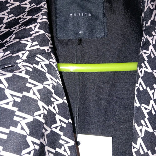 Mohito Light Coat new, size 42, black and white