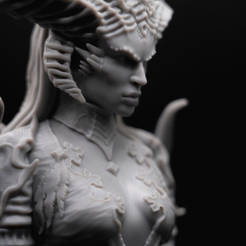 Lilith Diablo 4 figure new, ABS like resin, 17.5 cm
