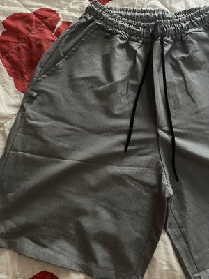 Men's grey bermuda shorts