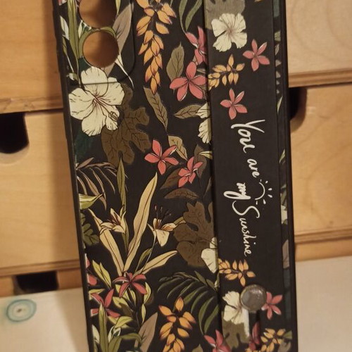 Samsung Galaxy S21 case like new, floral design