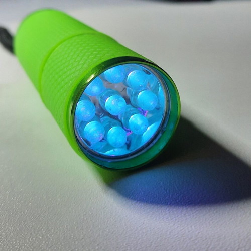 Mini UV LED Nail Dryer 9W like new, portable manicure tool
