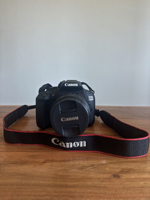 Canon DSLR EOS 2000D camera with EF-S 18-55mm III lens