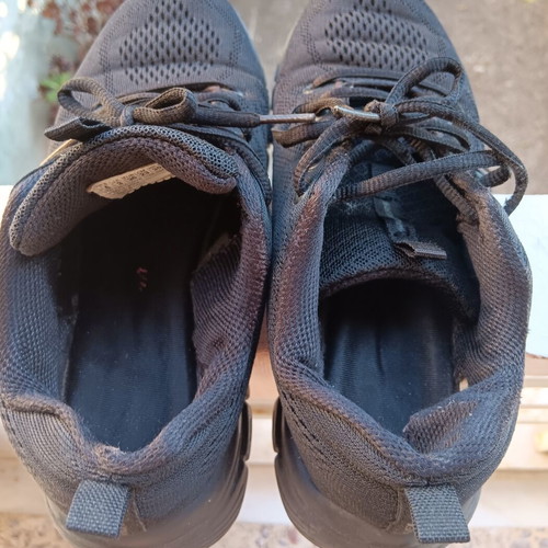 Skechers athletic shoes size 36 used, black
