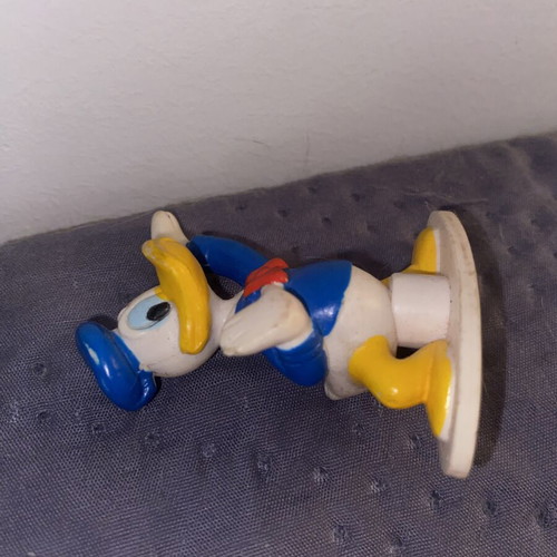 Vintage Donald Duck figure Nestlé Liverpool '90s used