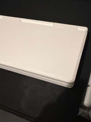 Anbernic RG DS 32GB σαν καινούργιο φορητή κονσόλα με προστατευτικά τζαμάκια