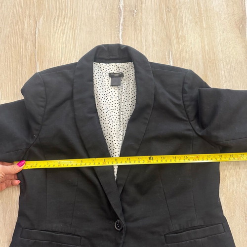 Ann Taylor Petite Women’s Size 10P Black Blazer like new