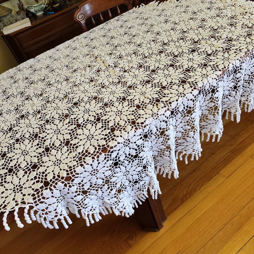 Handmade round tablecloth 185 cm like new