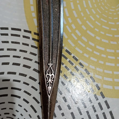 Decorative stiletto with horse head Khanjar, like new, 30 cm