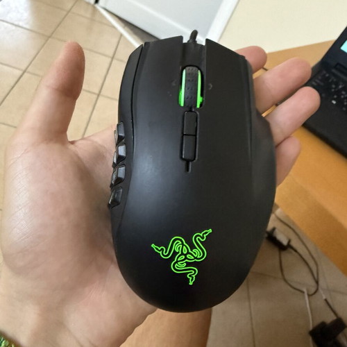 Razer Naga 2014 MMO gaming mouse with 12 thumb buttons, 8200 DPI