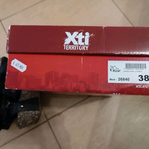 Xti Territory platform shoes used, size 38