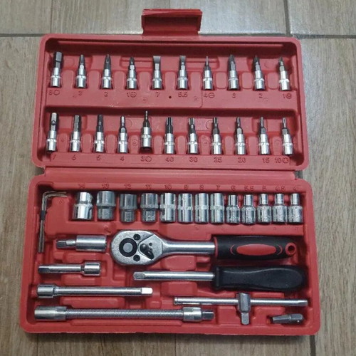 Tool Kit with 46 Pieces like new