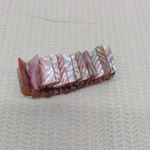 Pearl bracelet in coral color, stretch design with pearl tiles