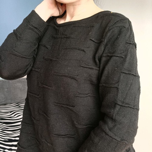 Women's merino wool sweater like new, black