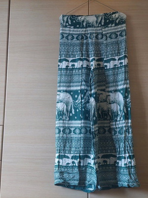 Vintage Tailand elephant salwar used, green and white