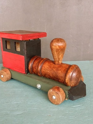 Wooden carved train from 1950 like new