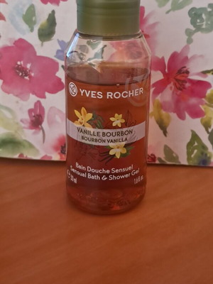 Shower gel travel size with vanilla scent new