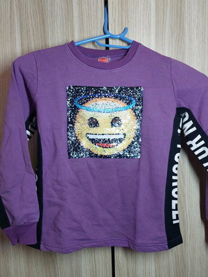 Joyce kids sweatshirt with sequin purple like new