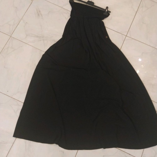 Lynne maxi skirt with wrinkle-resistant fabric, basque, belt and pockets