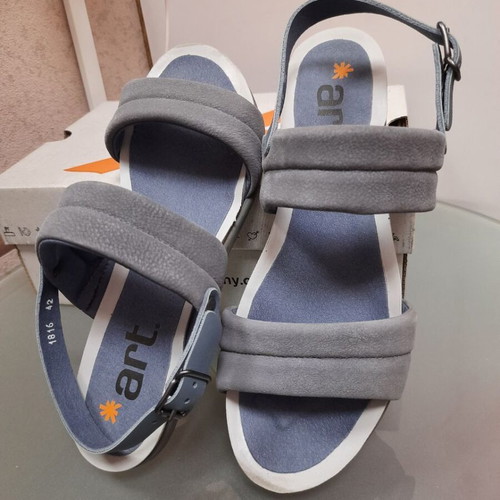 The Art Company leather sandals like new, nubuck and leather, size 42