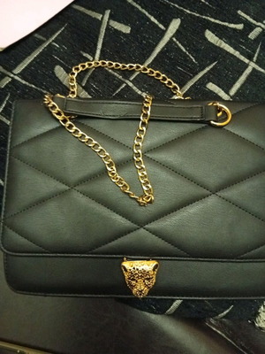 Oriflame quilted shoulder bag like new