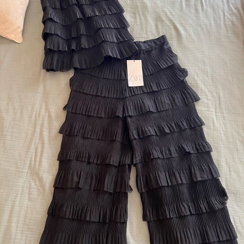 Zara black flared pants and top set new with ruffles