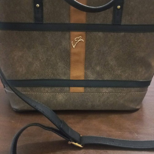 Veta women's handbag used, with three inner compartments