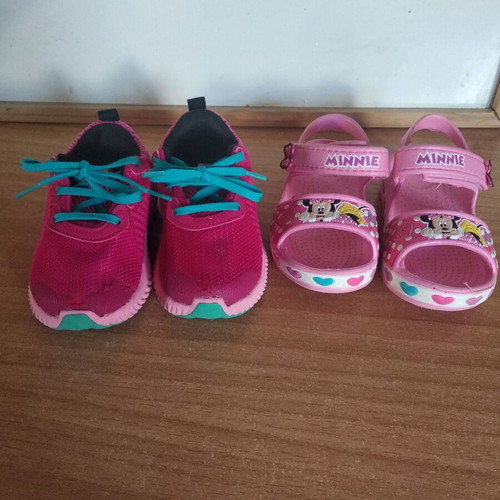 Summer shoes used, size 22, Adidas and Minnie for girls
