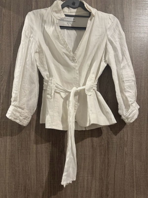 White linen Zara jacket size M like new with unique back design