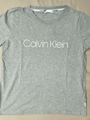 Calvin Klein grey melange T-shirt like new, size M