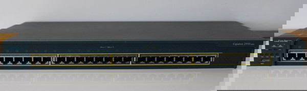 Суич Cisco Catalyst 2950