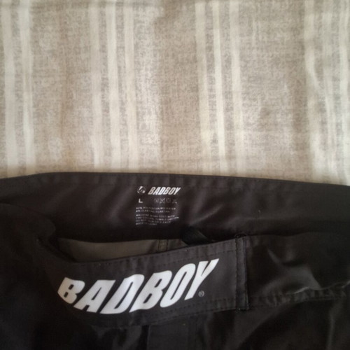 BadBoy Eyecon Nogi black, like new, size L