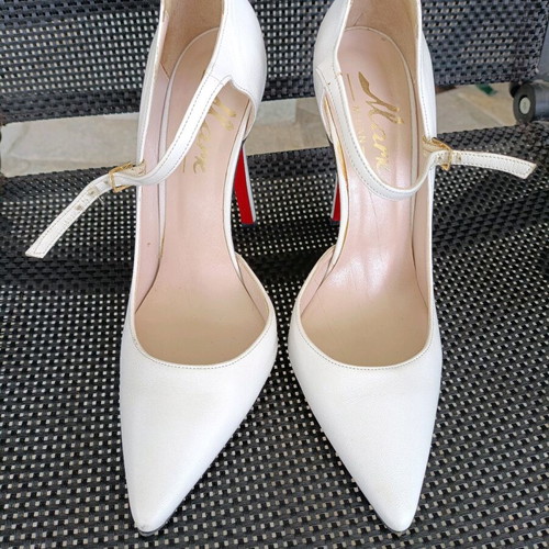 Mark Milan white pumps like new, size 38, 12cm heel