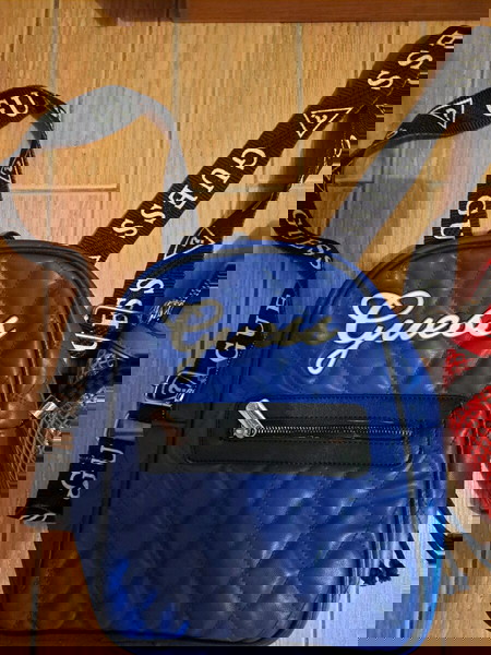 τσαντας guess γνησια