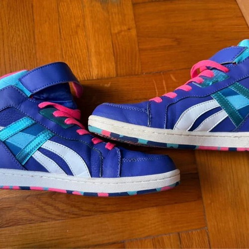 Reebok Retro Athletic Sneakers like new, size 38.5, multicolor