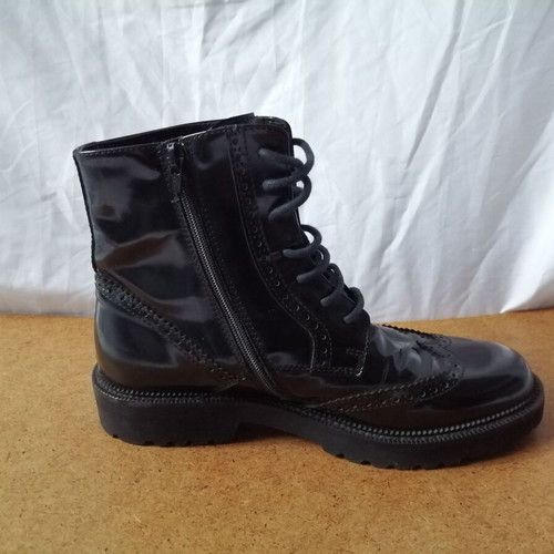 Live+ech black leather women's brogue boots size 37