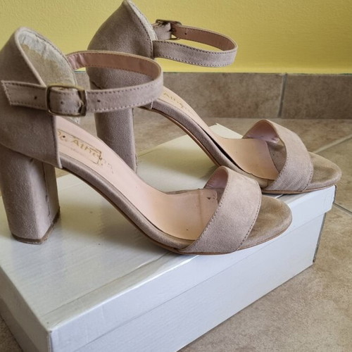 Moyo Athens beige suede sandals size 36, 8cm heel