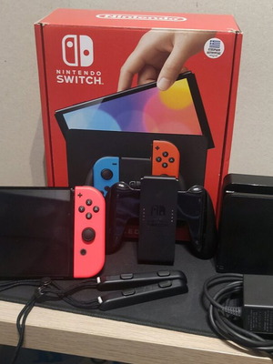 Nintendo Switch OLED σαν καινούργιο με γνήσιο κουτί