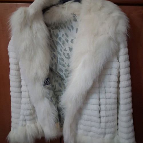 White genuine fur like new, size M
