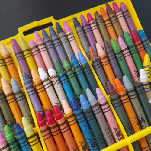 Crayon case with 72 crayons used, vintage collectible
