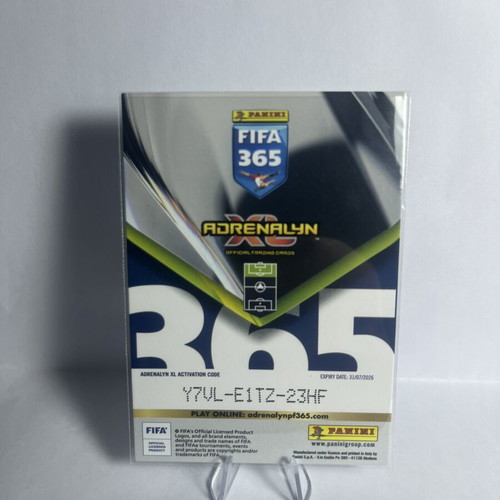 Panini FIFA 365 Adrenalyn XL Vini JR Real Madrid Fans' Favourite card