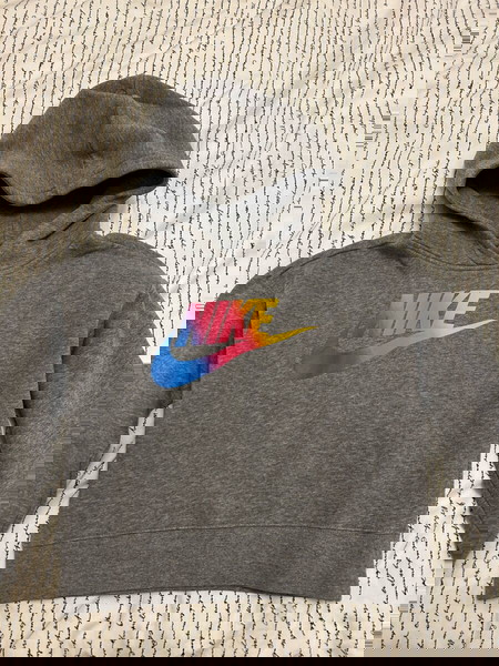 Παιδικό φούτερ Nike (7-8 ετών)