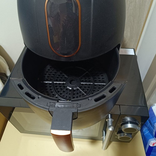 Air Fryer Euro Spin AF-40AD 1500W 4 L like new with digital touch screen