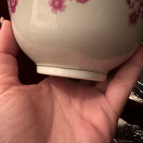Porcelain bowls used, set of 6 with pink flowers and gold detail