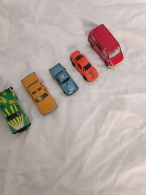 Toy cars pack of 5 like new