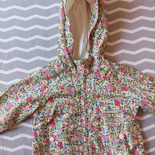 Spring jacket used for 3-6 months old babies