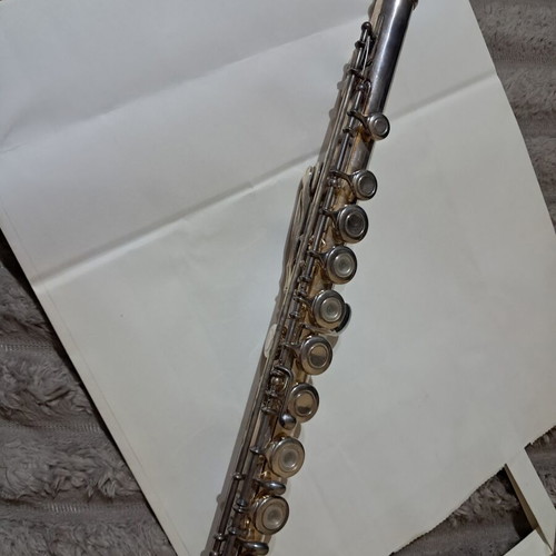 Yamaha YFL-281S flute used, silver-plated student model with open-hole keys